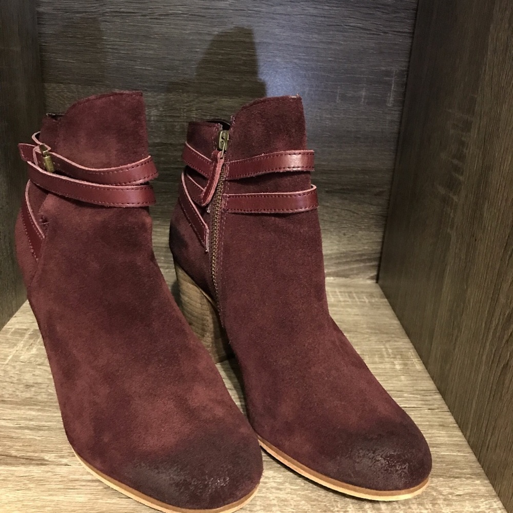 BP tandem burgundy booties
